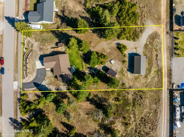 $689,000 | 32732 North 14th Avenue, Spirit Lake, ID 83869