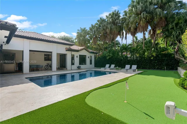 $3,250,000 | 7345 Southwest 96th Street, Pinecrest, FL 33156