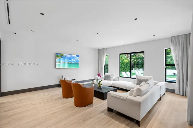 $3,250,000 | 7345 Southwest 96th Street, Pinecrest, FL 33156