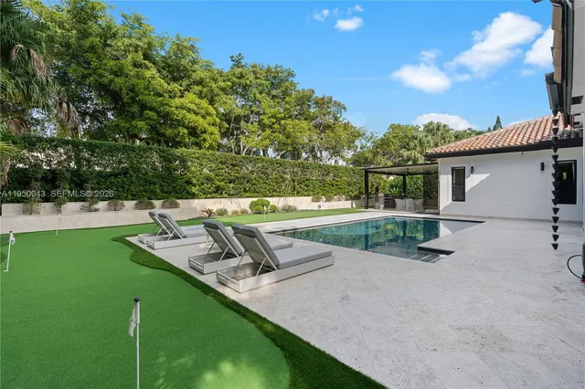 $3,250,000 | 7345 Southwest 96th Street, Pinecrest, FL 33156