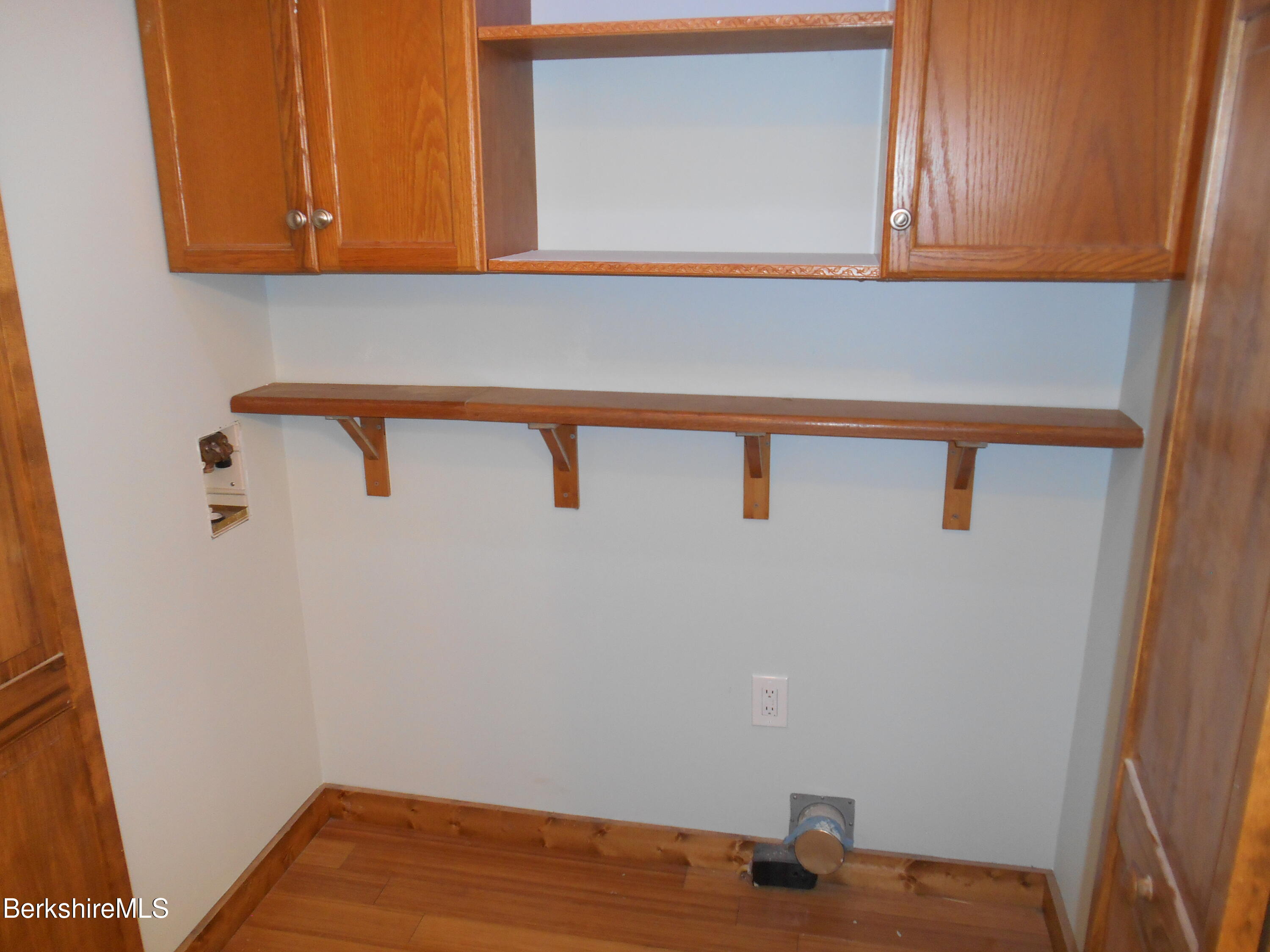 1742 East Windsor Road Windsor, MA 01270 - Photo 3 of 29 a bathroom with a sink