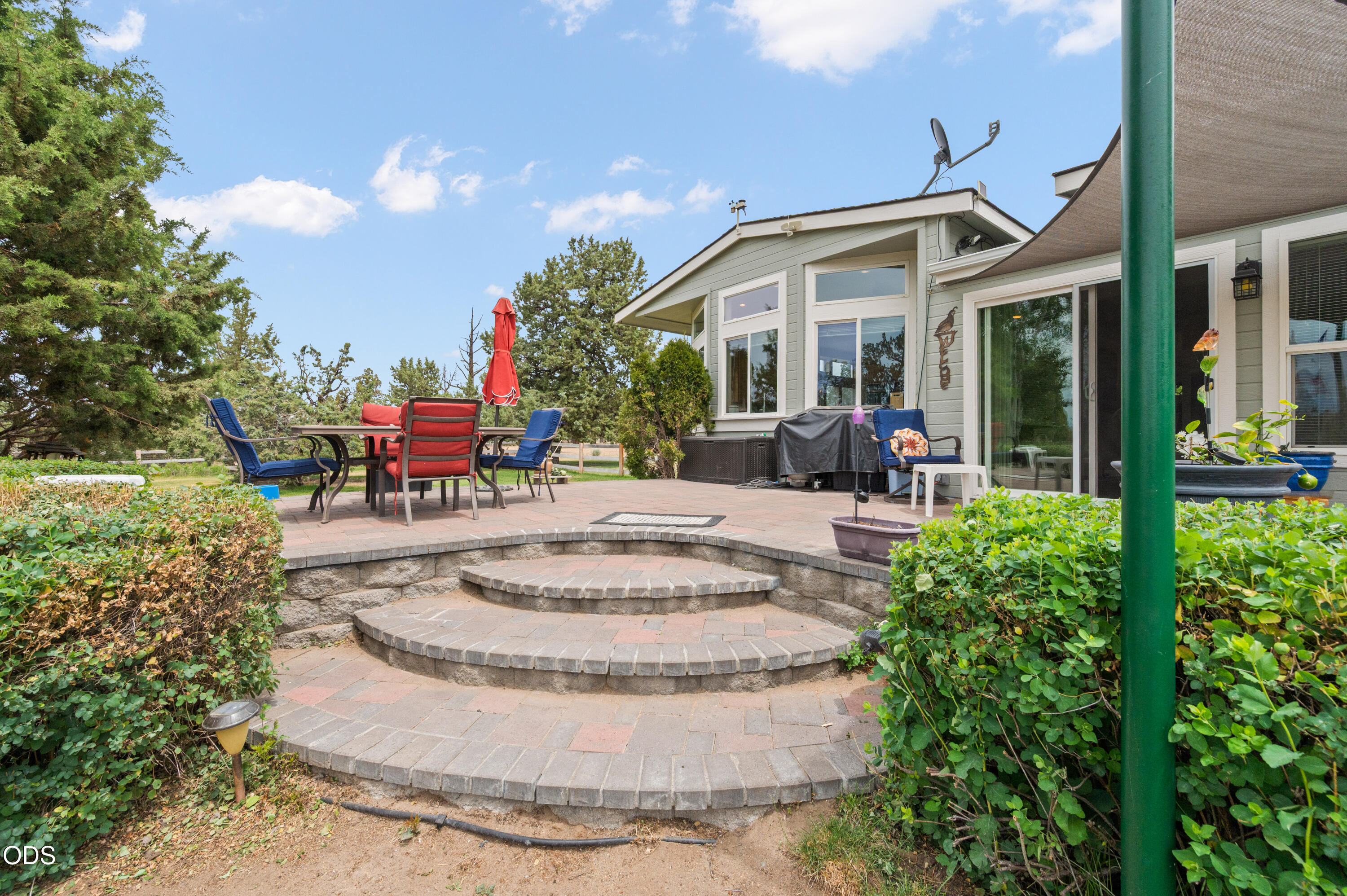 23720 Southwest Starshine Lane Bend, OR 97701 - Photo 48 of 65
