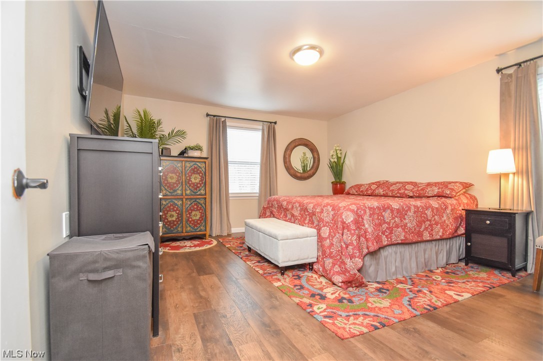 165 Warner Road Hubbard, OH 44425 - Photo 32 of 43 Bedroom featuring hardwood / wood-style floors