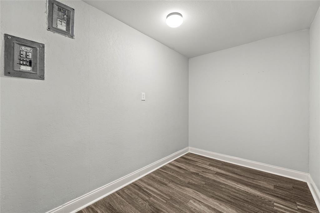 104 East Santa Anna Street Robinson, TX 76706 - Photo 33 of 36