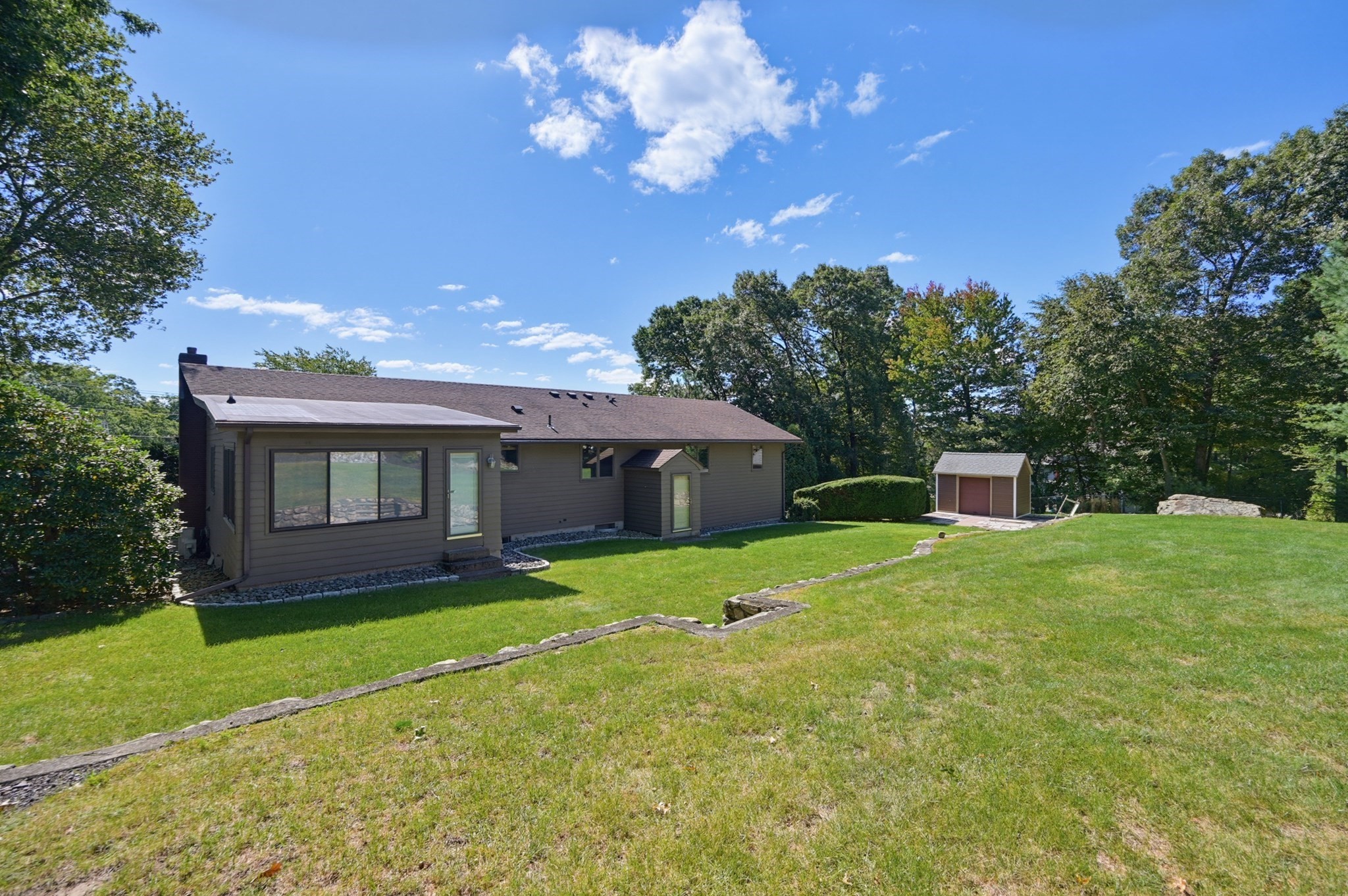 29 Sayles Hill Road Lincoln, RI 02838 - Photo 13 of 35 Gallery Image 13