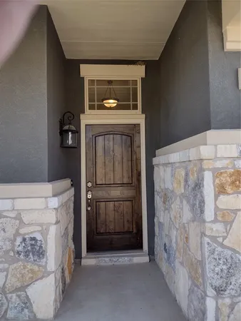 $2,200 | 2705 Rabbit Creek Drive, Georgetown, TX 78626