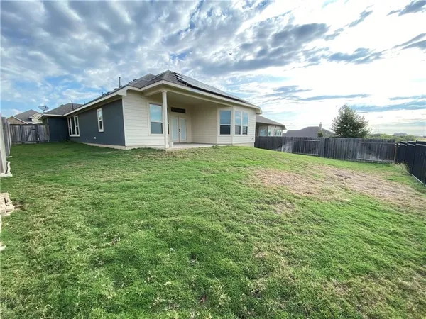 $2,200 | 2705 Rabbit Creek Drive, Georgetown, TX 78626