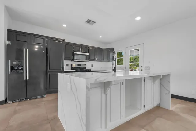 $670,000 | 79390 Bermuda Dunes Drive, Bermuda Dunes, CA 92203