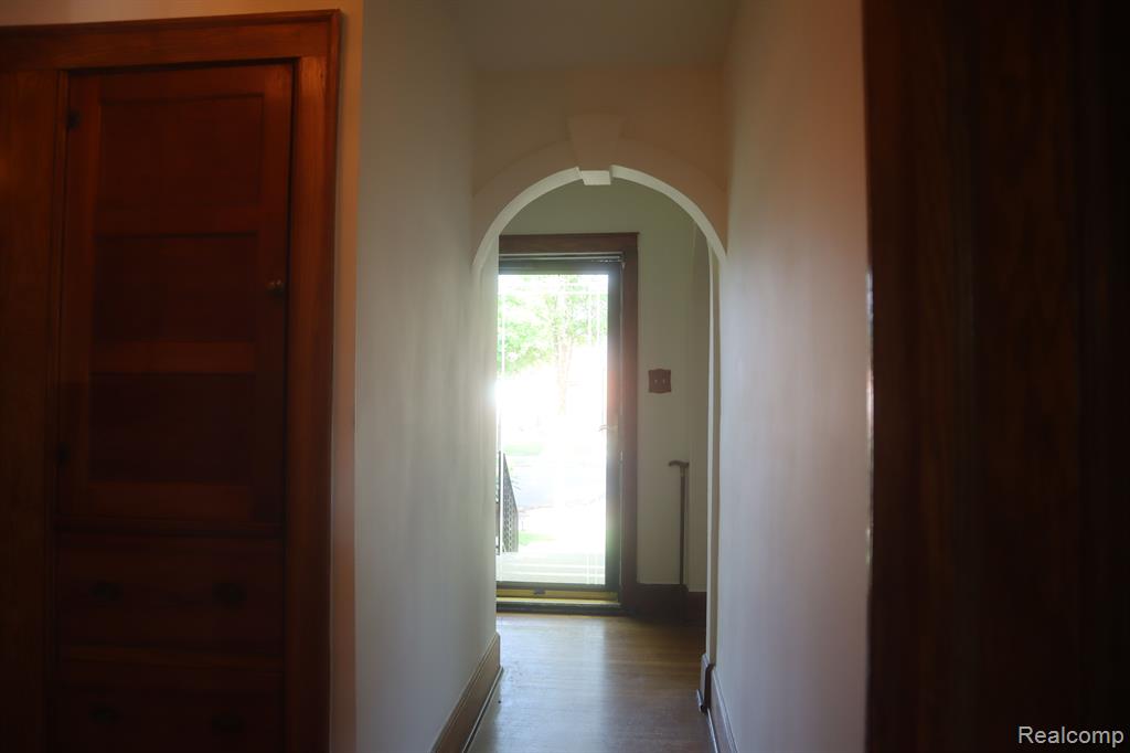 4405 Yorkshire Road Detroit, MI 48224 - Photo 11 of 78
