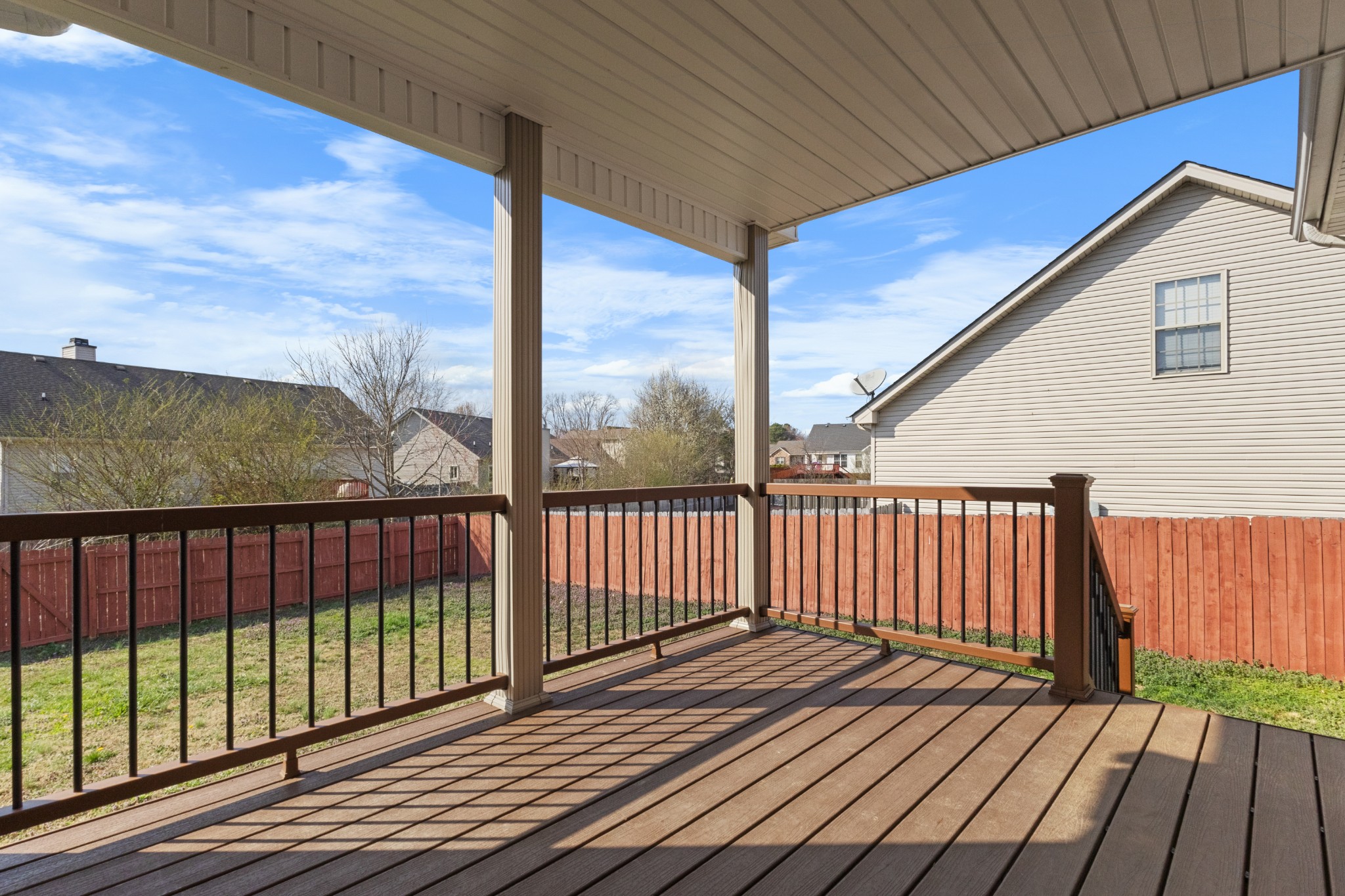 620 Wolfchase Drive Clarksville, TN 37042 - Photo 2 of 24 a view of a wooden balcony with wooden floor