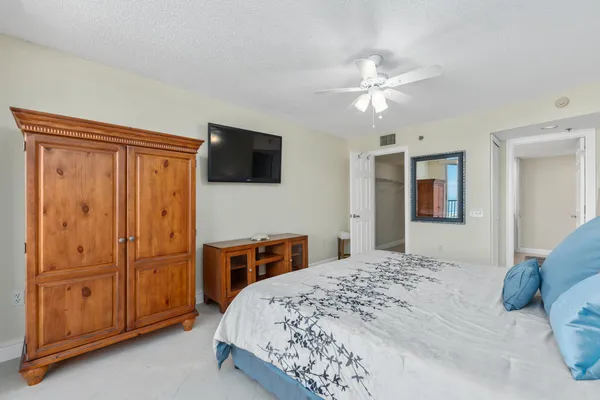 $5,500 | 2700 North Hwy A1A, Unit 902, Fort Pierce, FL 34949