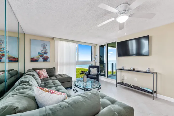 $5,500 | 2700 North Hwy A1A, Unit 902, Fort Pierce, FL 34949