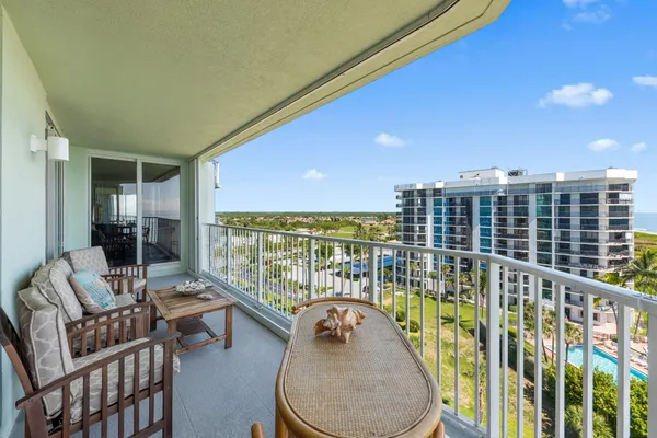 $5,500 | 2700 North Hwy A1A, Unit 902, Fort Pierce, FL 34949