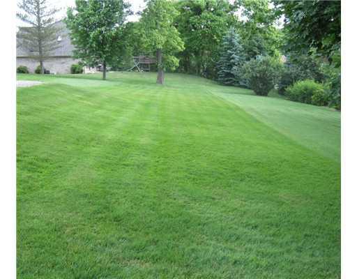 2148 Haymaker Road Monroeville, PA 15146 - Photo 17 of 17 Yard/Garden.