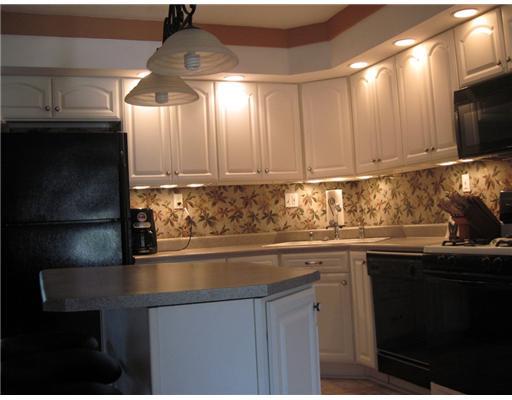 2148 Haymaker Road Monroeville, PA 15146 - Photo 6 of 17 Kitchen.