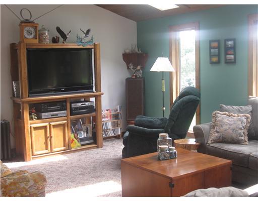 2148 Haymaker Road Monroeville, PA 15146 - Photo 9 of 17 Family Room.