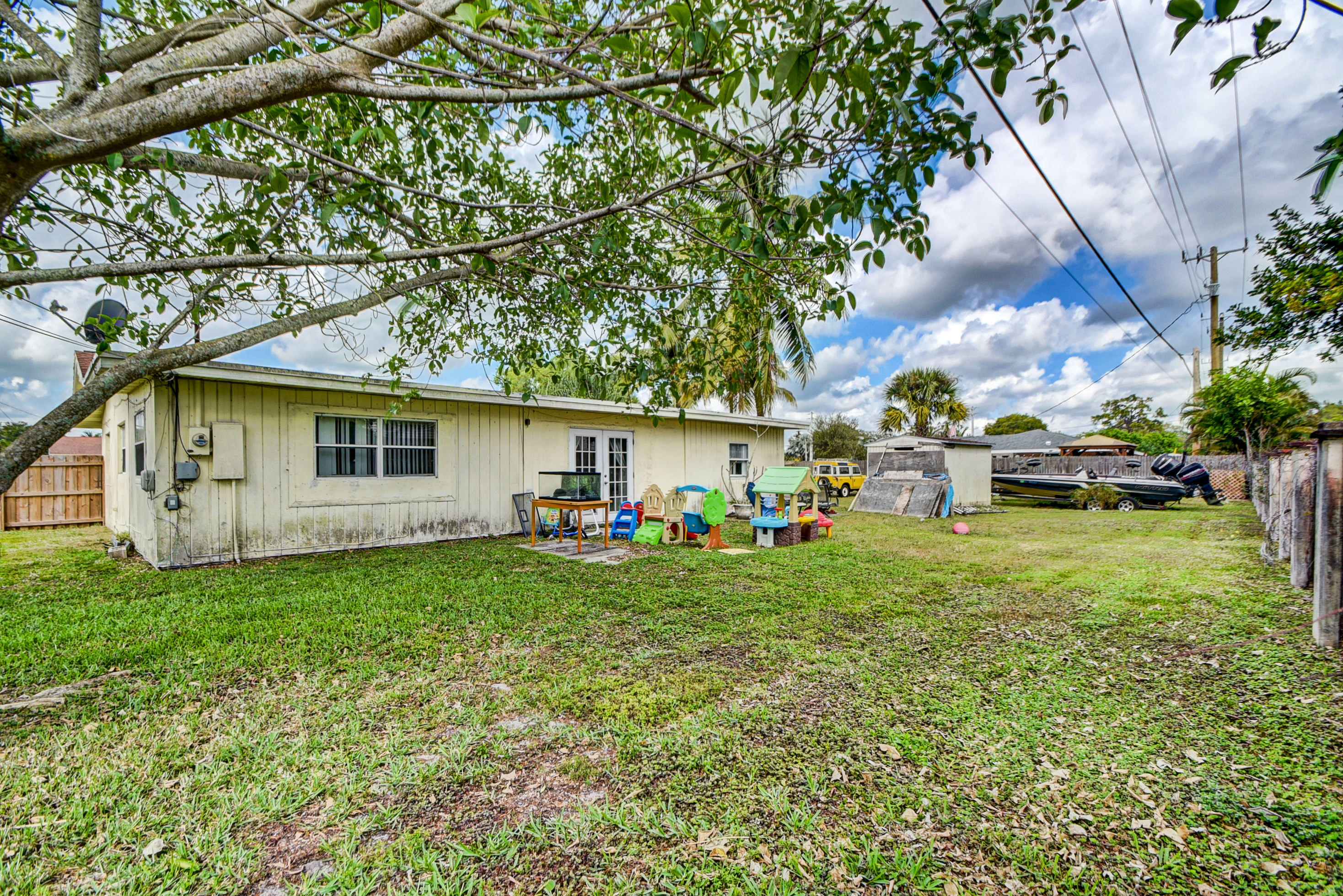 189 Ohio Road Lake Worth, FL 33467 - Photo 42 of 46 39_alp_3296_297_298_299_300