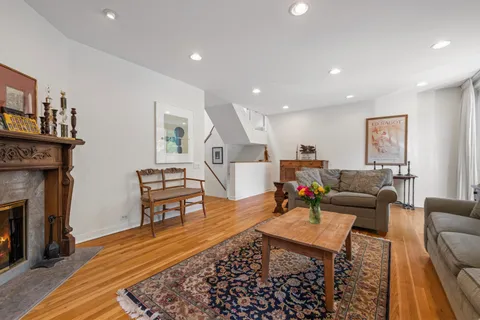 $1,050,000 | 426 West Webster Avenue, Unit B, Chicago, IL 60614