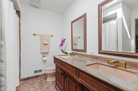 $1,050,000 | 426 West Webster Avenue, Unit B, Chicago, IL 60614