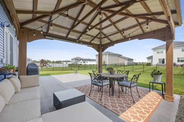 $597,900 | 3037 Prairie Farms Circle South, Fargo, ND 58104