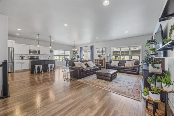 $597,900 | 3037 Prairie Farms Circle South, Fargo, ND 58104