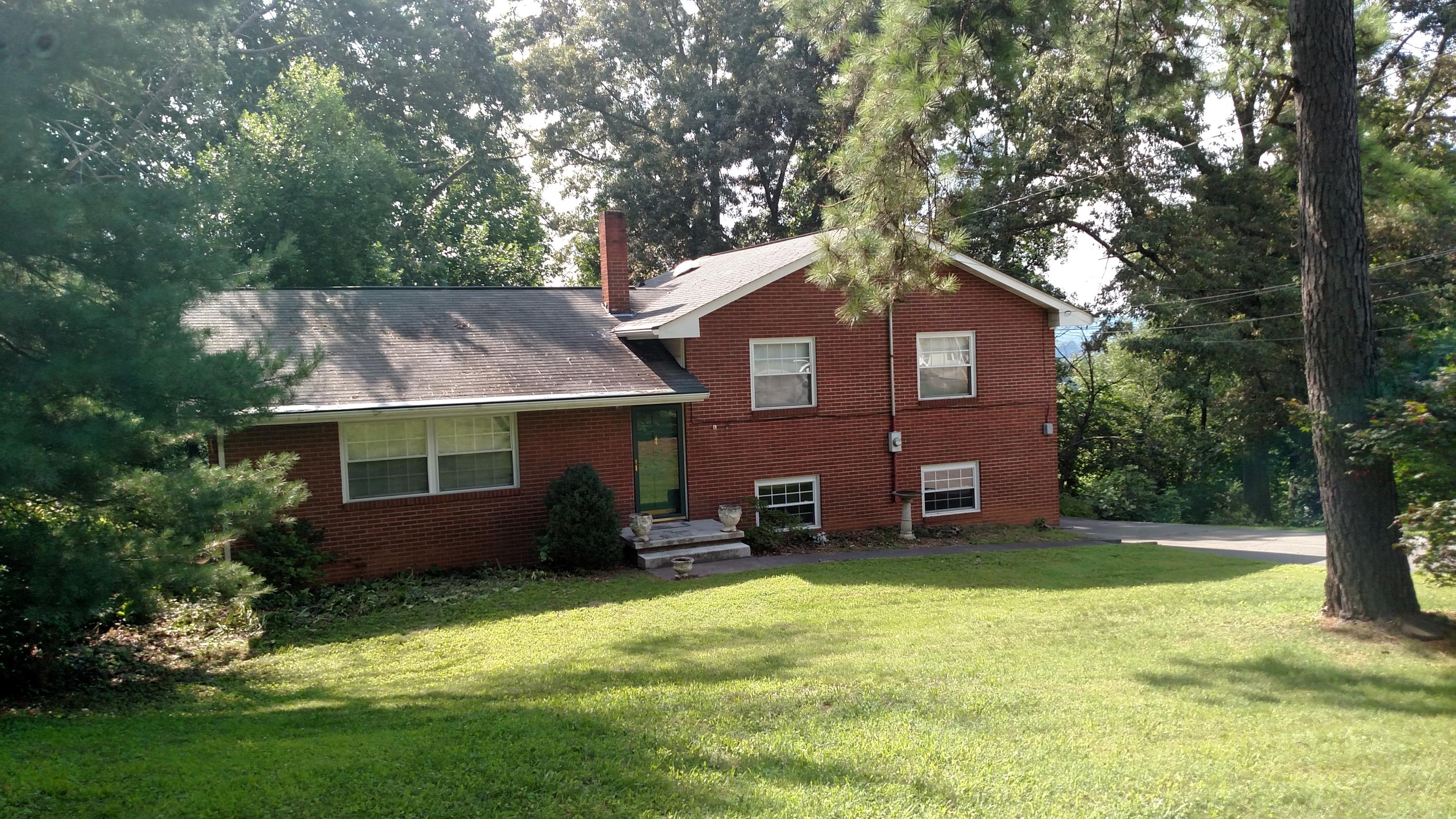 2001 Highland Road Maryville, TN 37801 - Photo 2 of 22 IMG_20150724_170737553