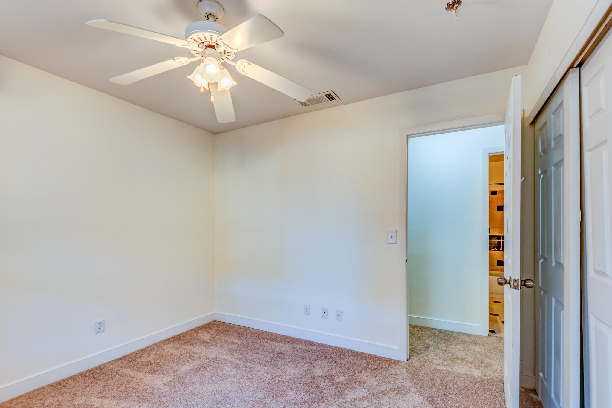 151 Aylesbury Road Goose Creek, SC 29445 - Photo 36 of 49 38
