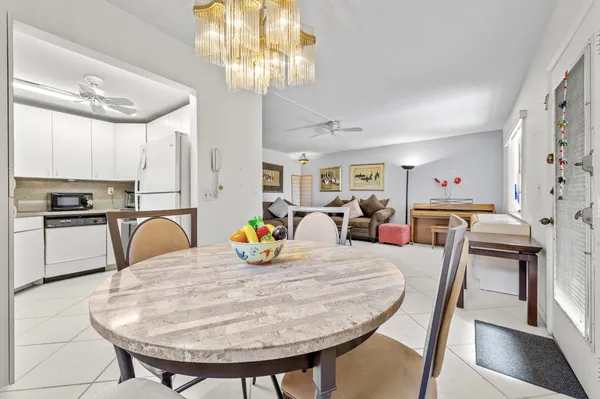 $1,600 | 344 Piedmont Trail, Delray Beach, FL 33484