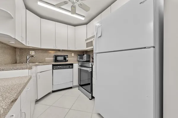 $1,600 | 344 Piedmont Trail, Delray Beach, FL 33484