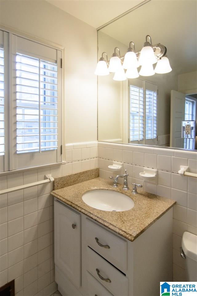 3616 Westbury Road Mountain Brook, AL 35223 - Photo 16 of 30