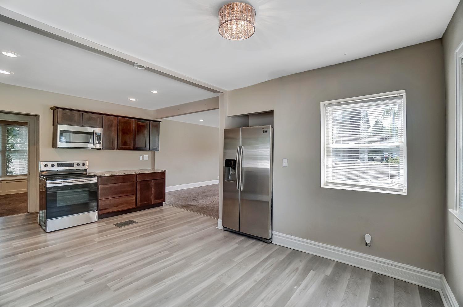 7201 Reading Road Cincinnati, OH 45237 - Photo 26 of 45