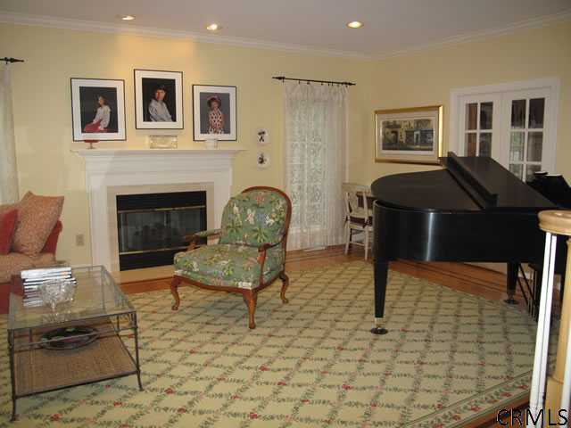 127 Darroch Road Bethlehem, NY 12054 - Photo 2 of 15 Photo 2