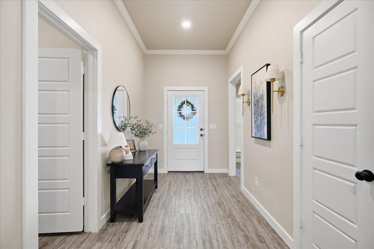 10517 Atlanta Avenue Lubbock, TX 79424 - Photo 4 of 41 28-10507_Atlanta_Avenue_028