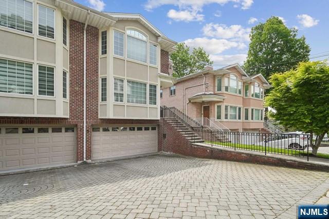 75 Myrtle Avenue, Unit 1 Edgewater, NJ 07020 - Photo 2 of 31