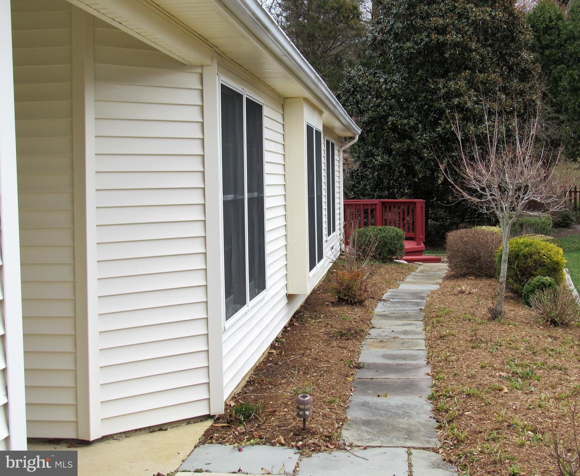 2517 Bollard Road Annapolis, MD 21401 - Photo 3 of 7 Exterior (General)