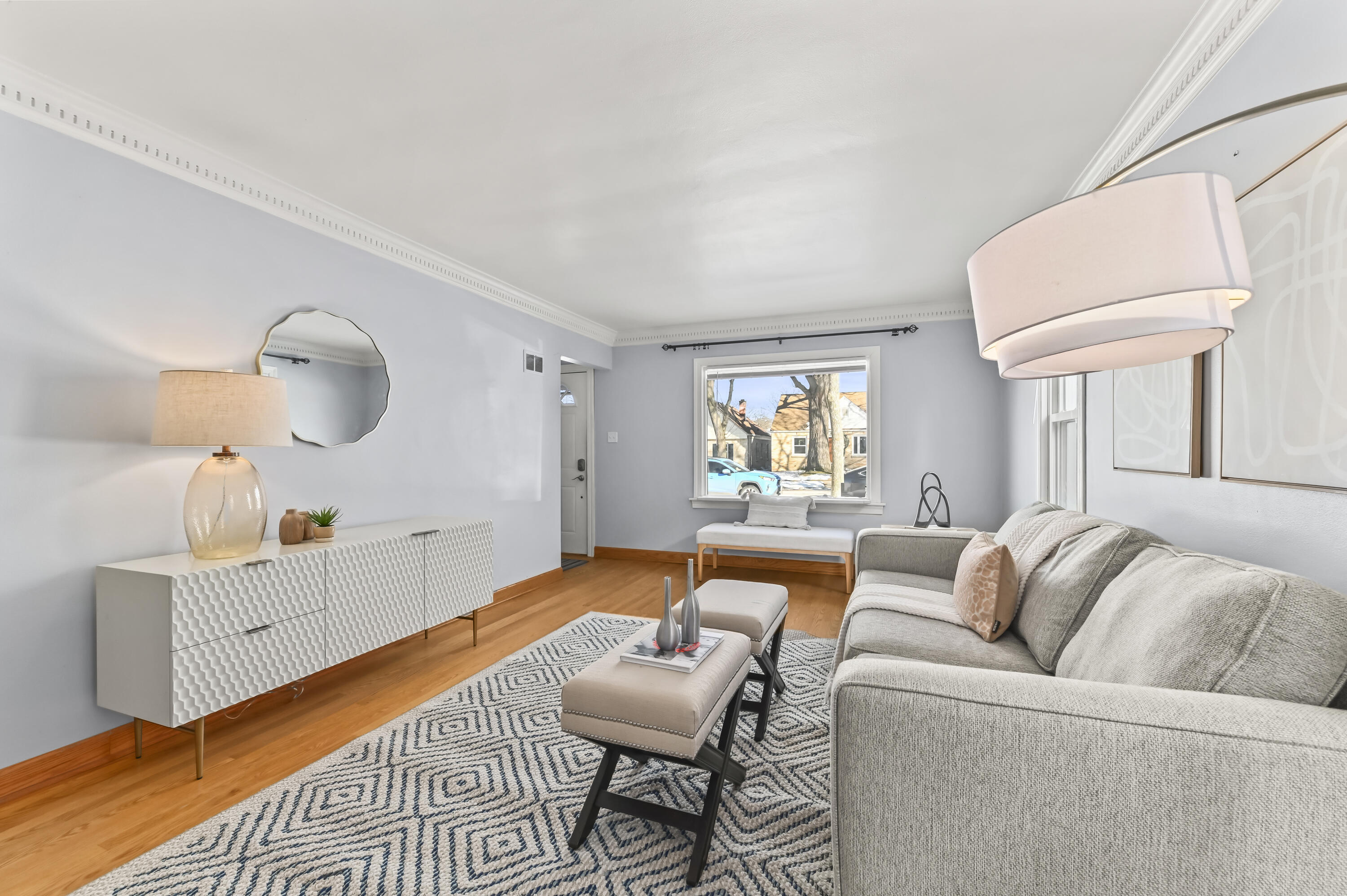 2873 North 83rd Street Milwaukee, WI 53222 - Photo 7 of 26 Living Room