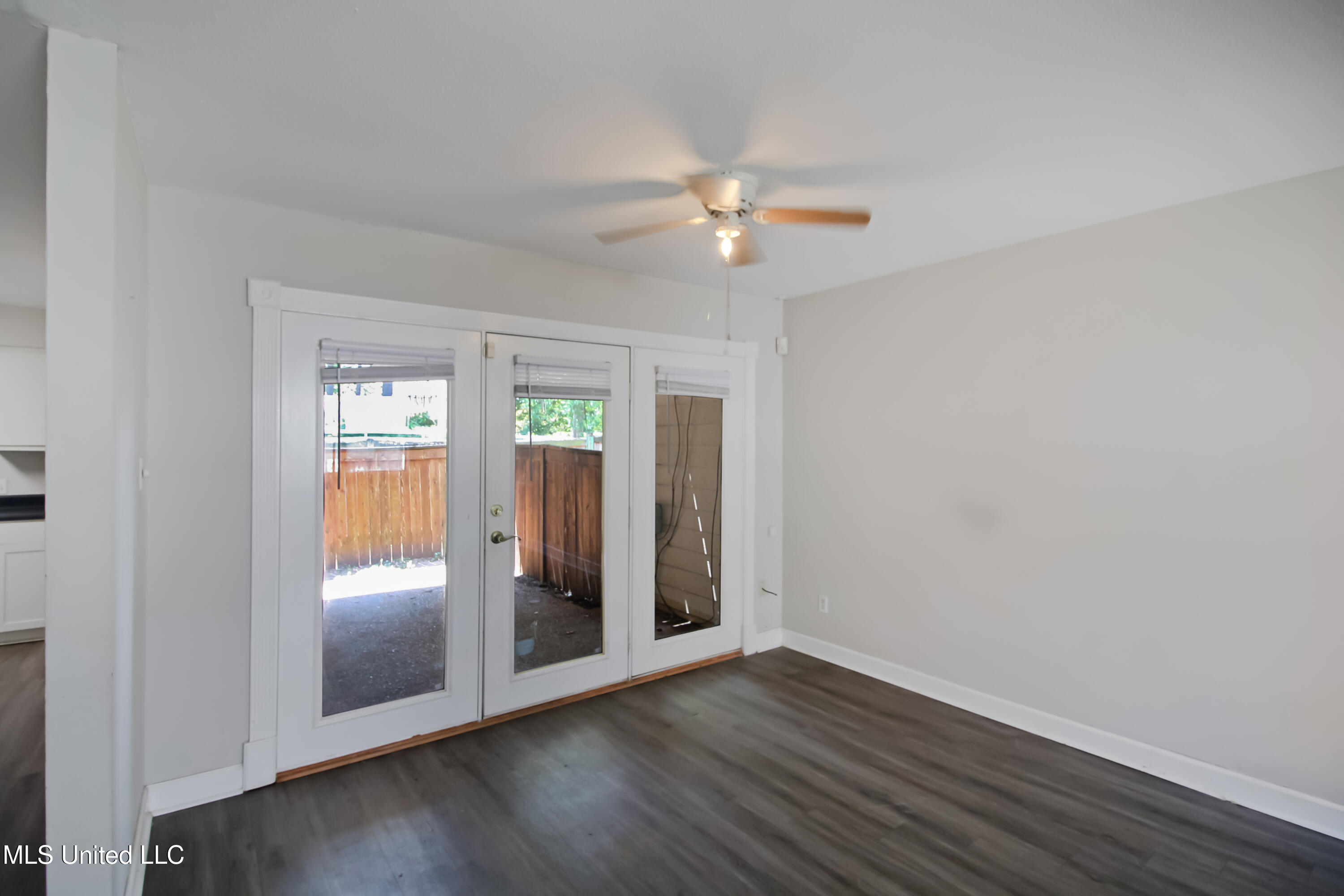 1013 Windrose Drive Brandon, MS 39047 - Photo 5 of 26 IMG_4866