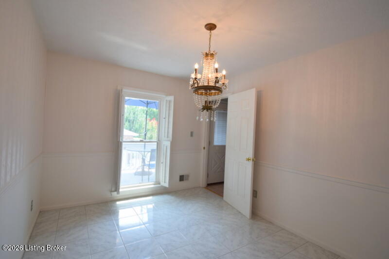 614 Stivers Road Louisville, KY 40207 - Photo 26 of 69 DSC_0118