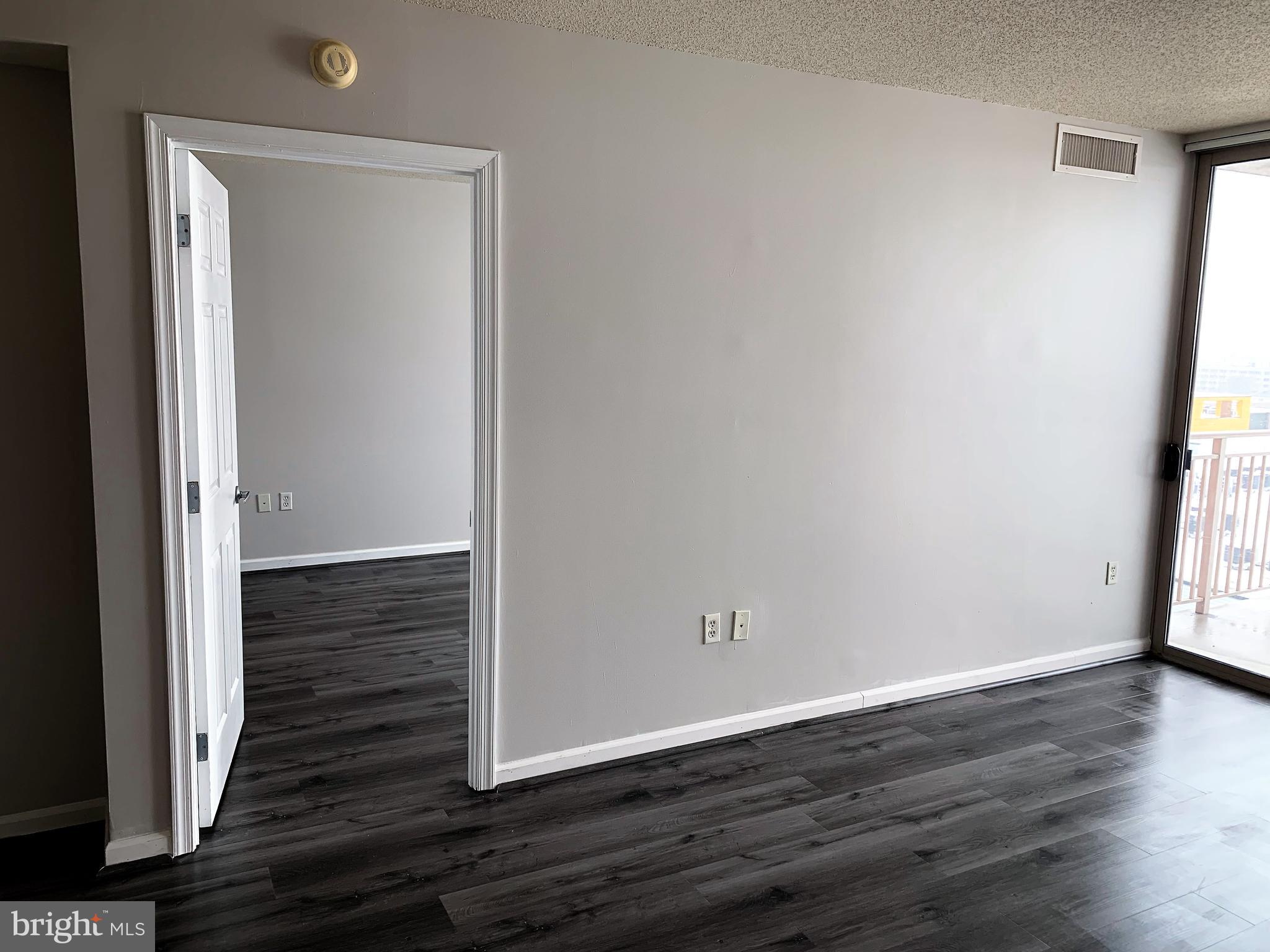2726 Gallows Road, Unit 1011 Vienna, VA 22180 - Photo 8 of 22