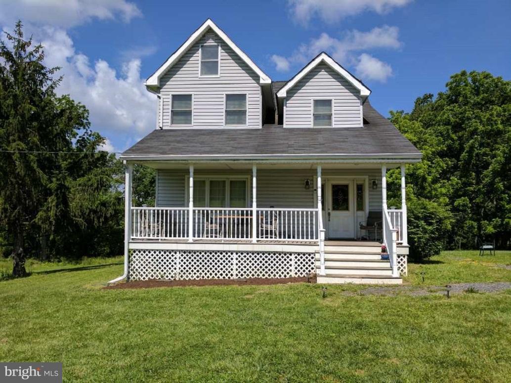 3102 Rices Lane Baltimore, MD 21244 - Photo 1 of 30 Front view of home with covered front porch