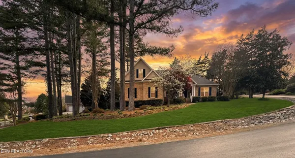 $675,000 | 433 Wewoka Circle, Loudon, TN 37774