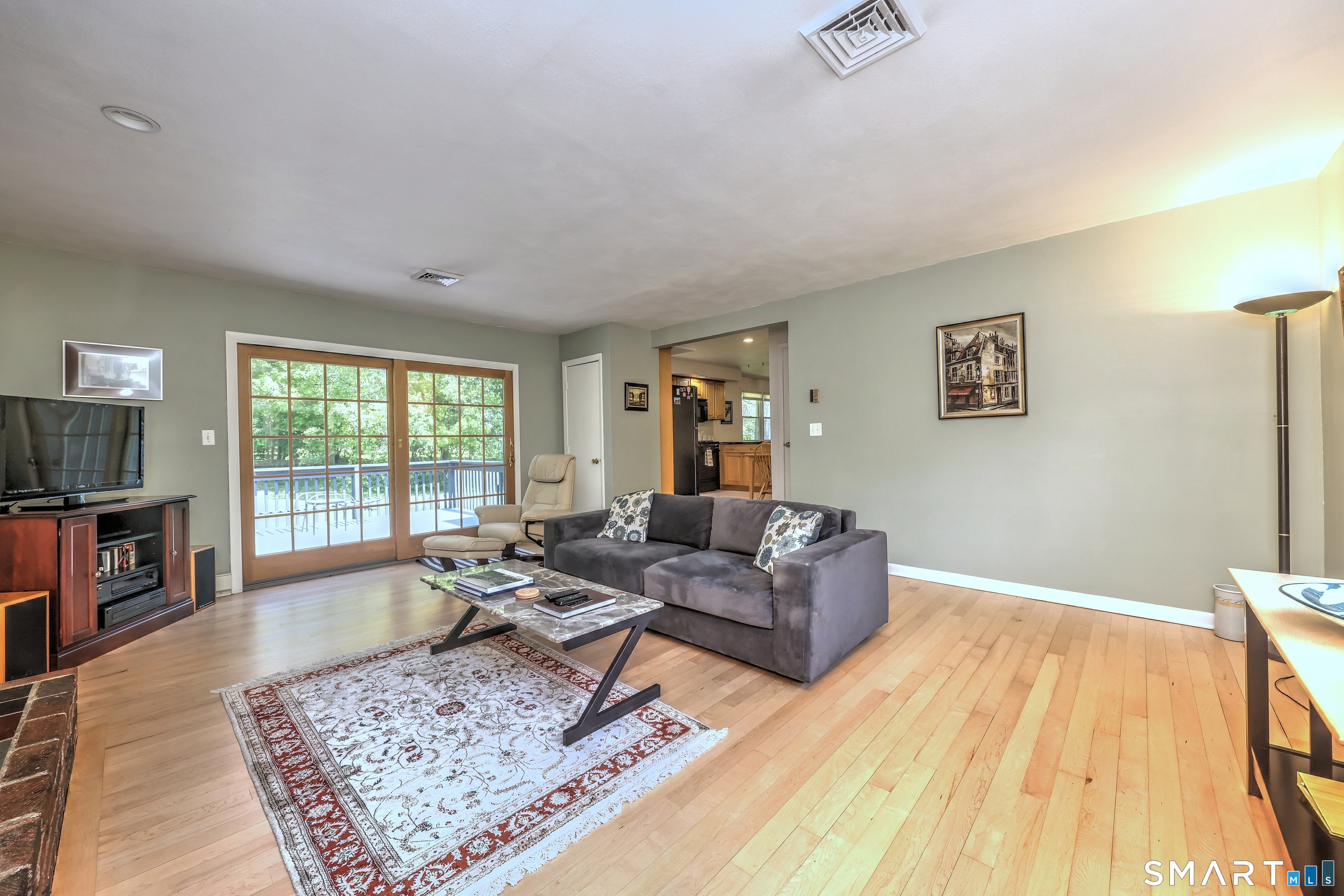 126 Ardmore Road Milford, CT 06461 - Photo 16 of 34