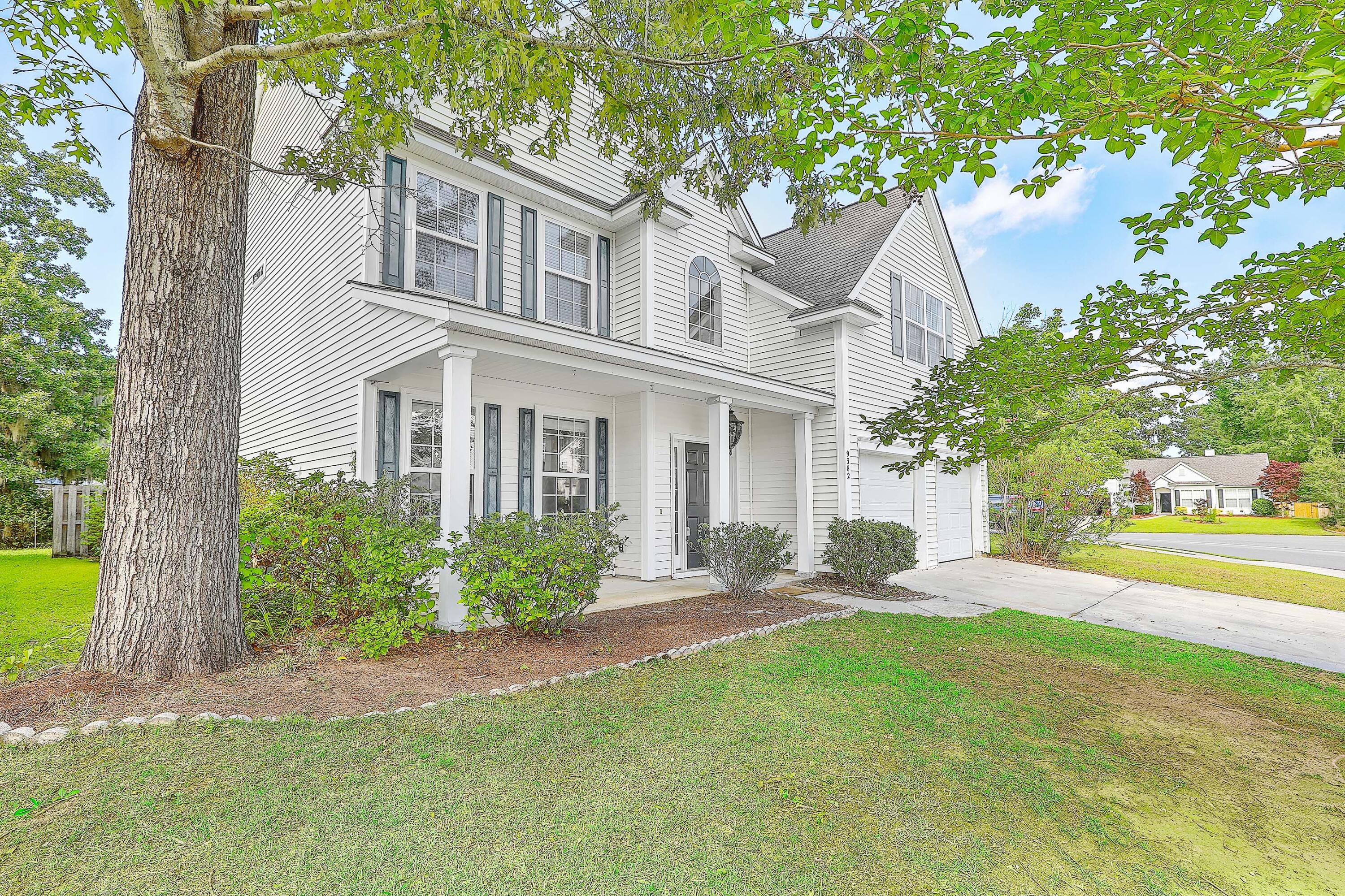 9382 Ayscough Road Summerville, SC 29485 - Photo 3 of 35 1R3A4475_76_77_78_79_80_81