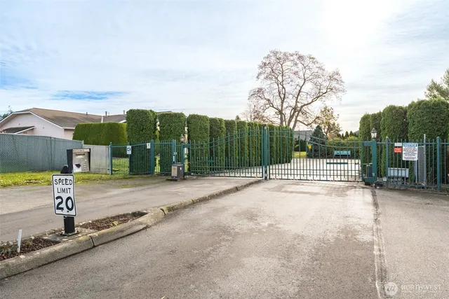 a view of a basketball court