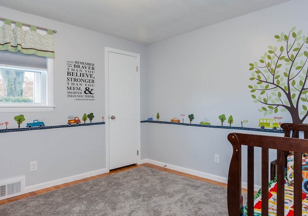 55 Glenvale Street Springfield, MA 01119 - Photo 14 of 29 Gallery Image 14