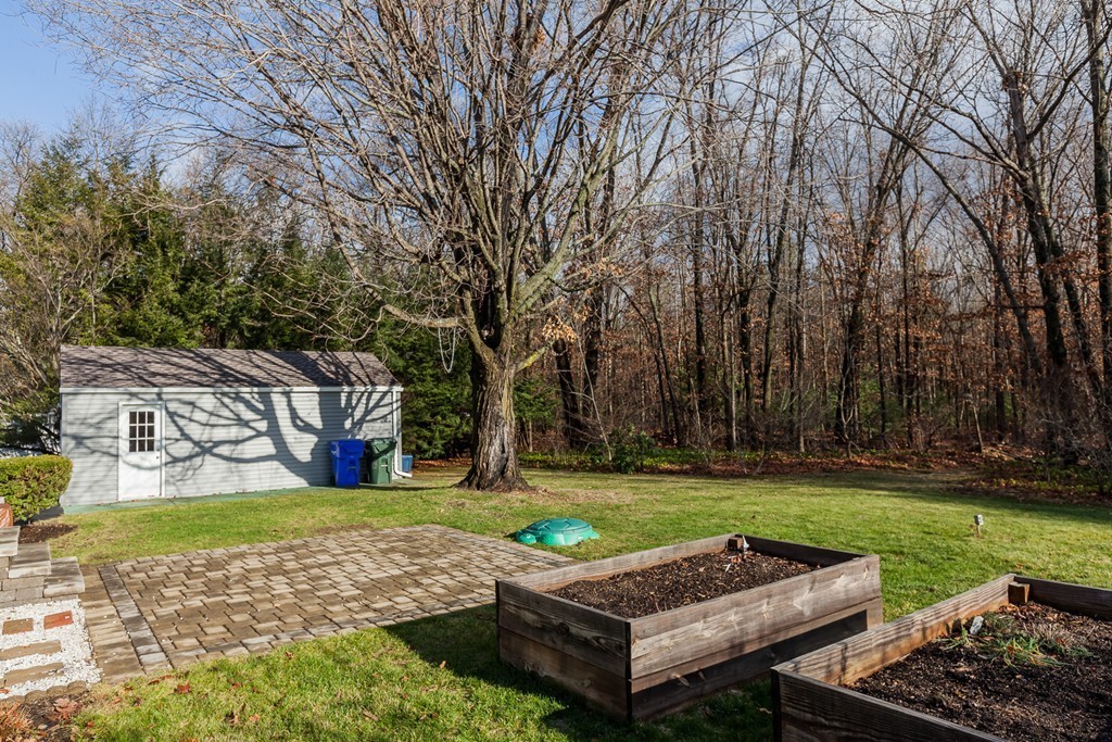 55 Glenvale Street Springfield, MA 01119 - Photo 25 of 29 Gallery Image 25