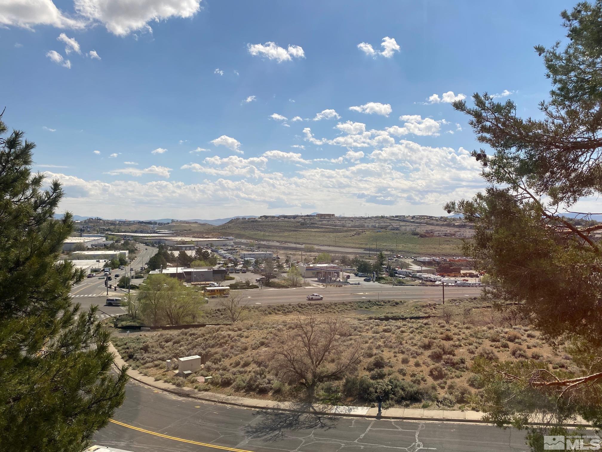 83 Vista Rafael Parkway, Unit 83 Reno, NV 89503 - Photo 15 of 16 a view of a city