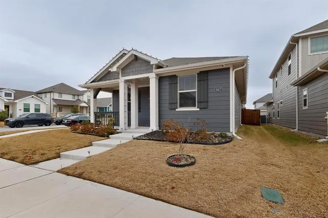 $2,430 | 2927 Brittlebush Drive, Fort Worth, TX 76108
