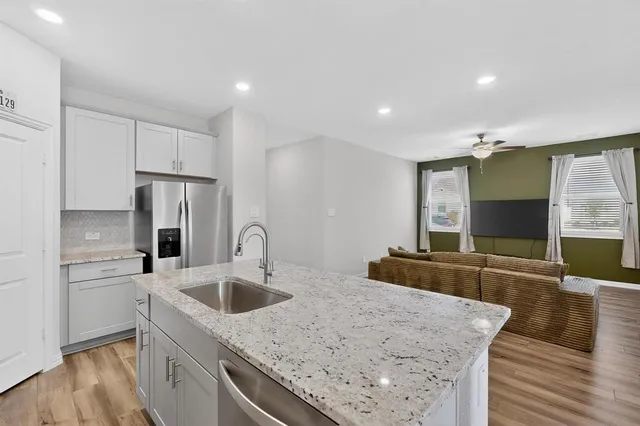 $2,430 | 2927 Brittlebush Drive, Fort Worth, TX 76108