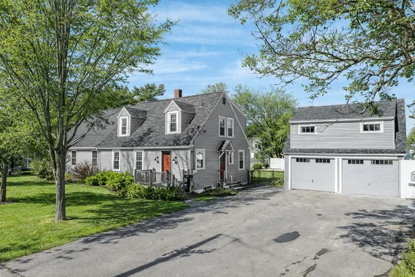 $479,000 | 15 Fairfax Street, Bangor, ME 04401